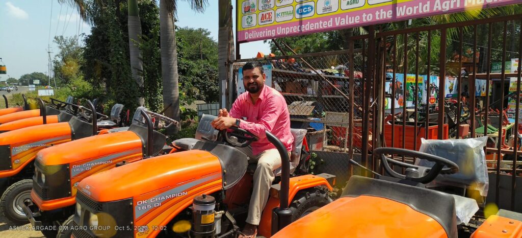 Tractor | Om Agro India OM Agro India