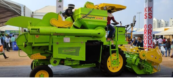 Greengold 220 Wheel Mini Combine | Om Agro India